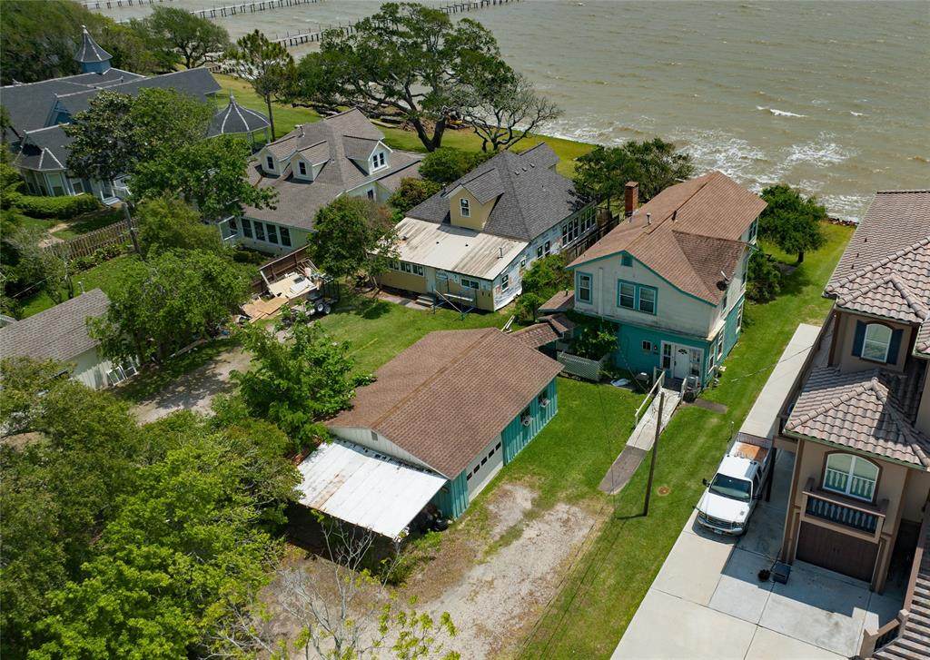 823 Bayridge Road - Photo 1