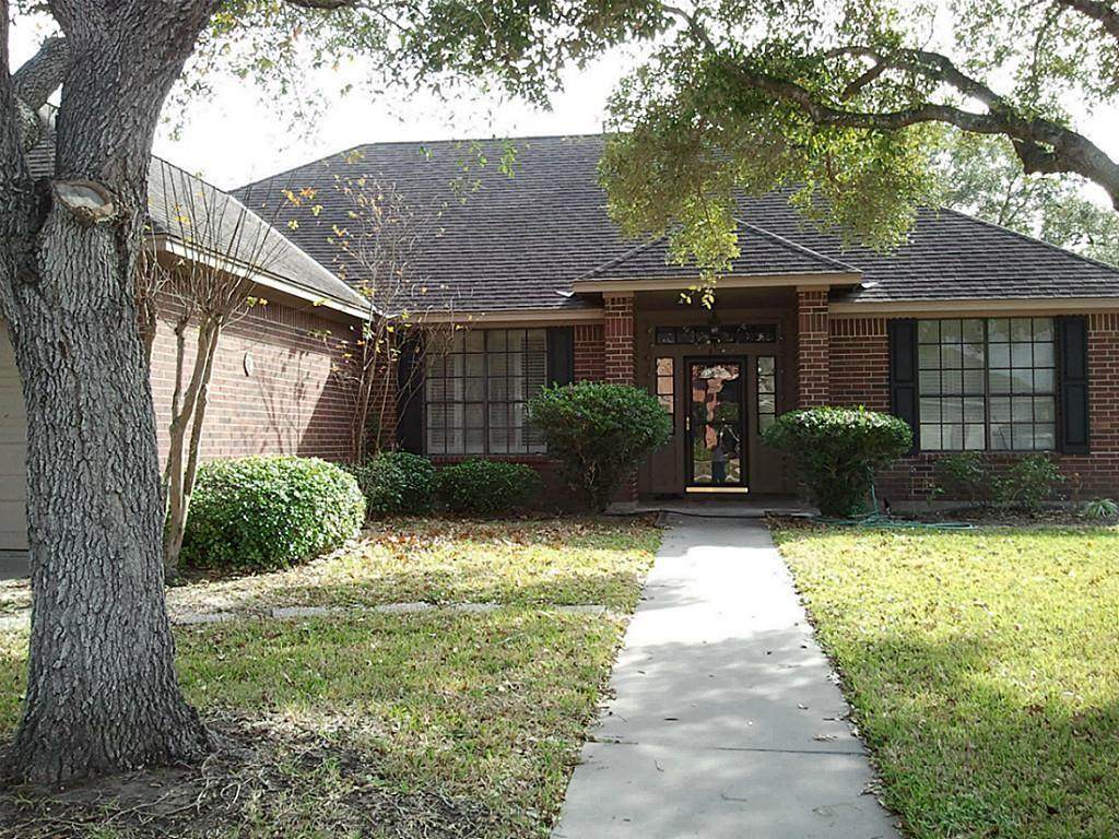 411 Charleston Drive - Photo 1