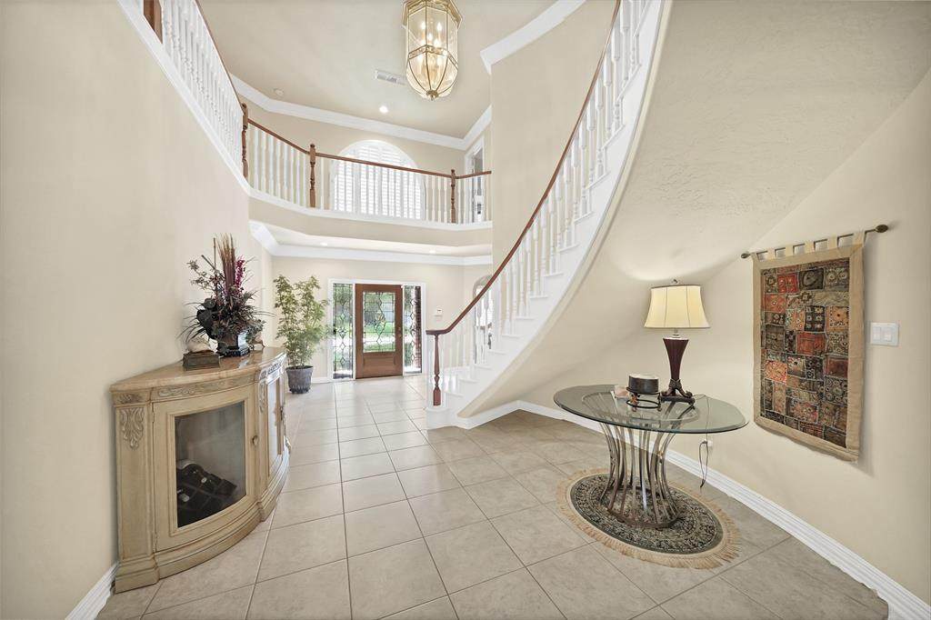 19910 Sky Hollow Lane - Photo 1
