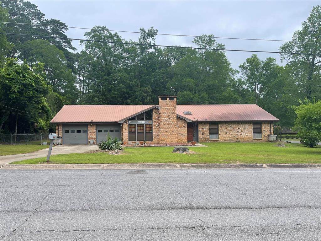 900 Beech Street - Photo 1