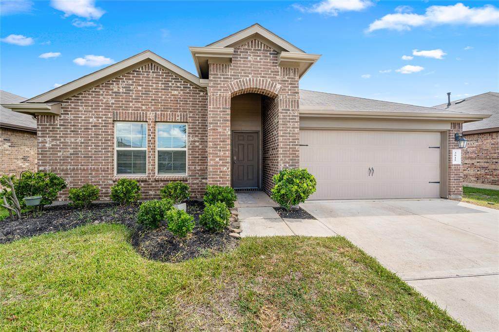 3015 Clancy Meadows - Photo 1