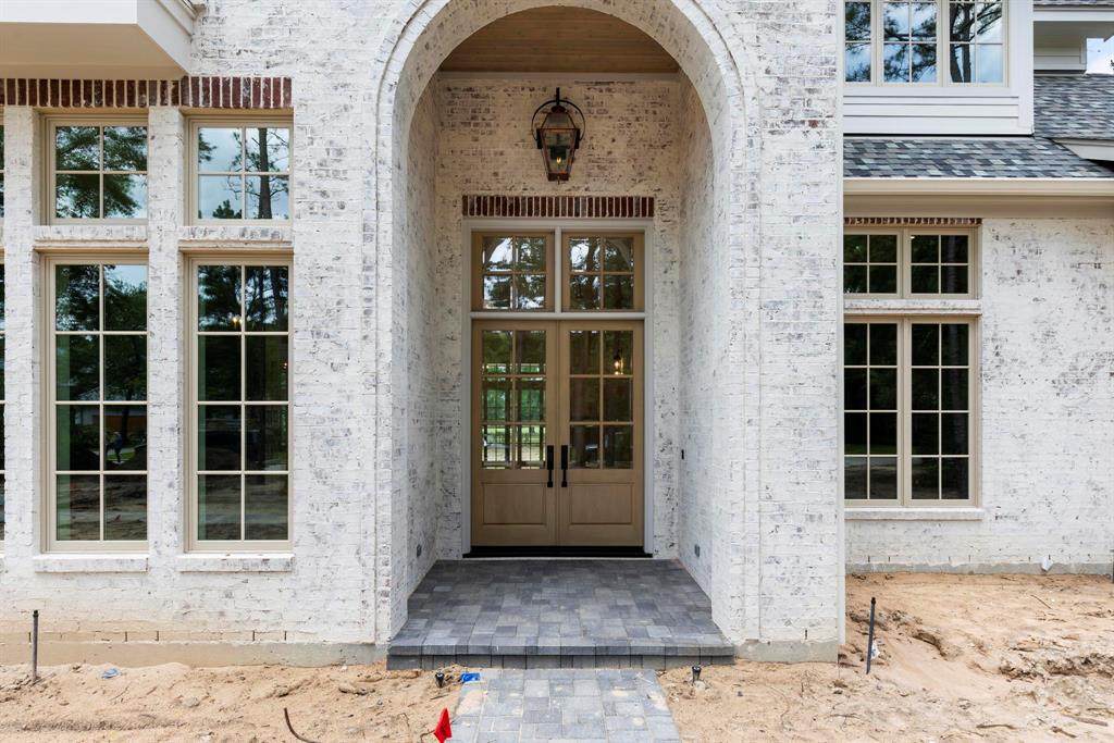 40 Autumn Crescent - Photo 1