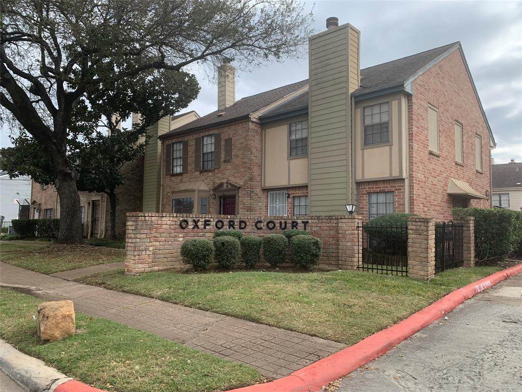 9901 Sharpcrest - Photo 1