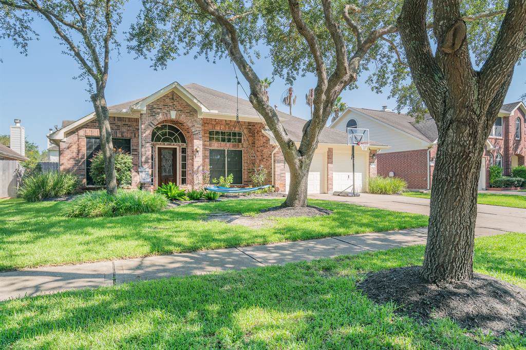 3208 Ivory Pointe Drive - Photo 1
