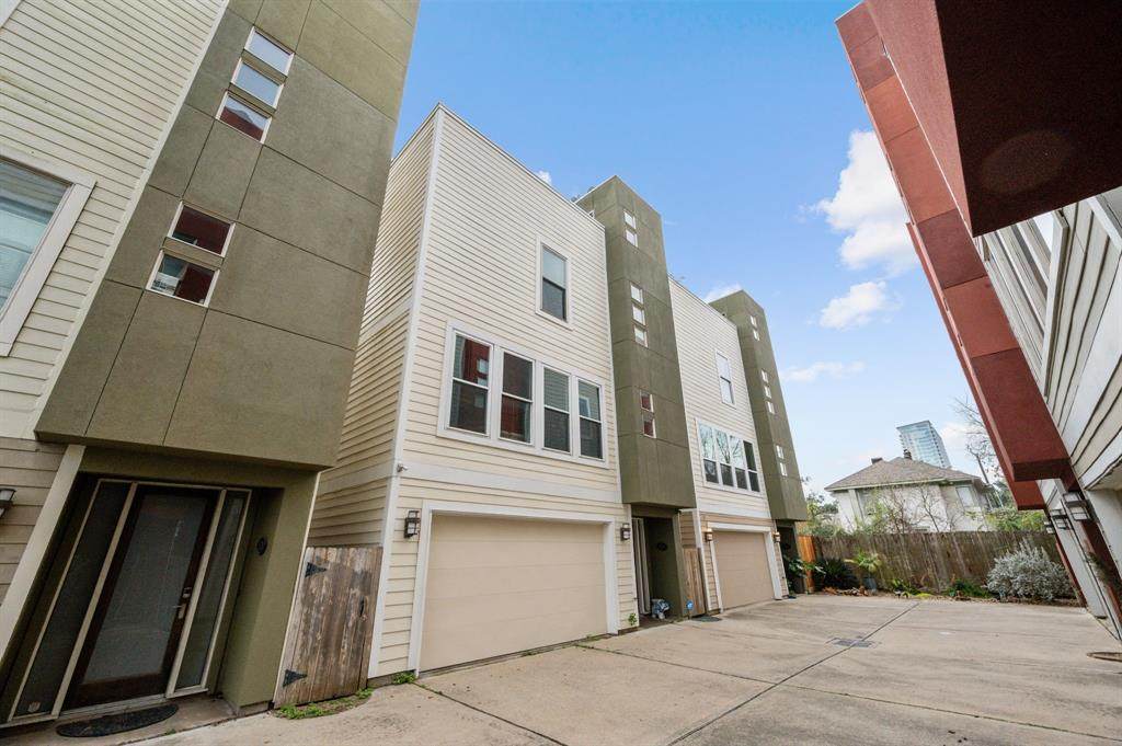 3224 La Branch Street - Photo 1