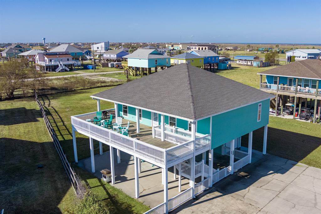 953 Surfside Drive - Photo 1