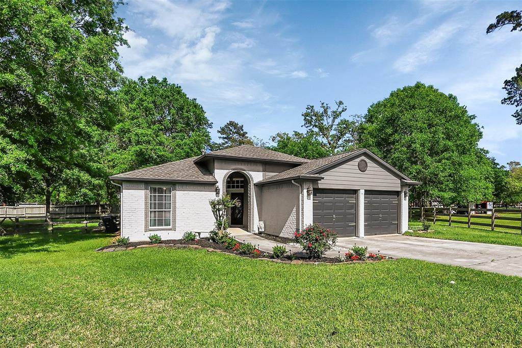 322 Amarillo Drive - Photo 1