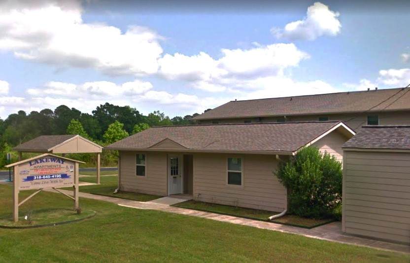 522 Oak St - Photo 1