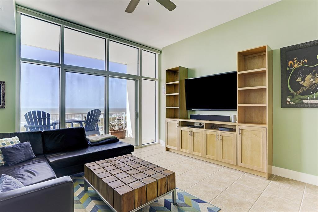 500 Seawall - Photo 1