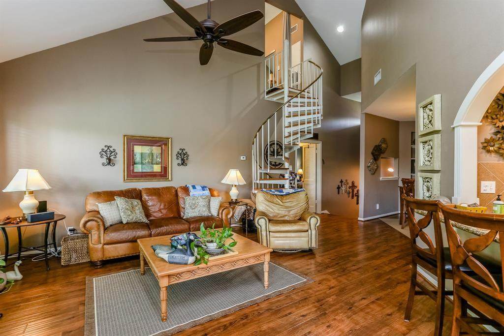 4144 Greystone Way - Photo 1