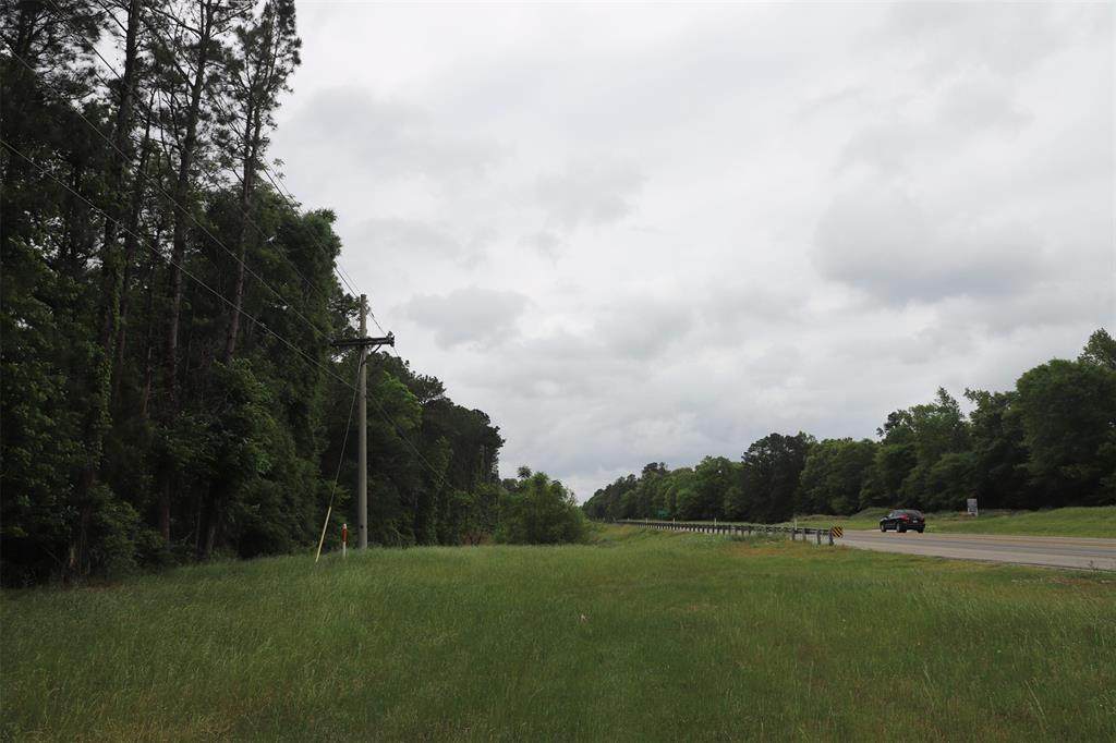 9679 Us Highway 190 - Photo 1