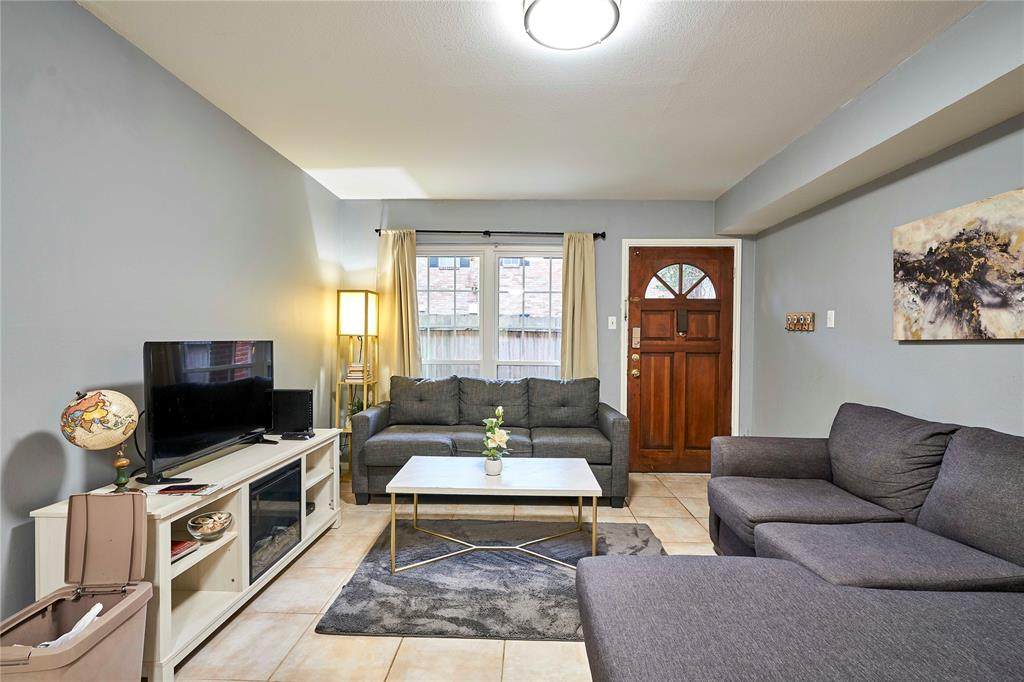 845 Wax Myrtle Lane - Photo 1