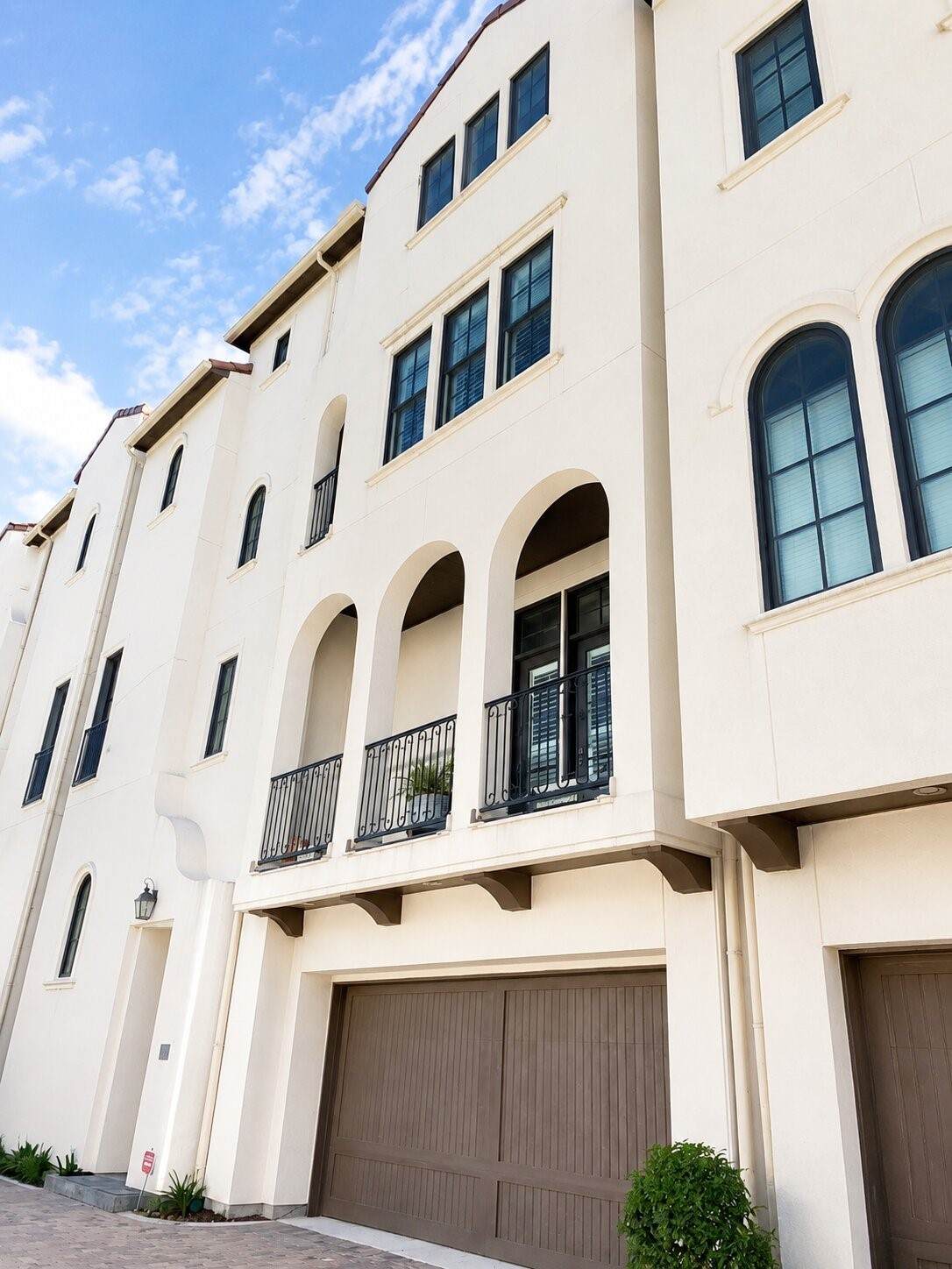 1700 Sunset Boulevard - Photo 1