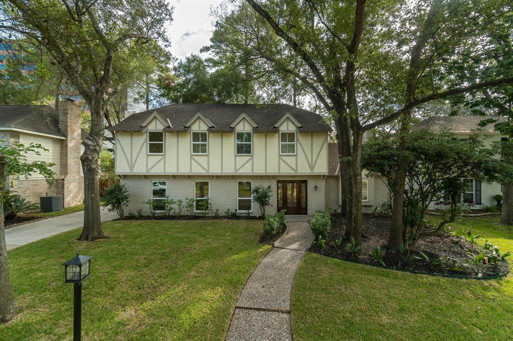 706 Bison Drive - Photo 1