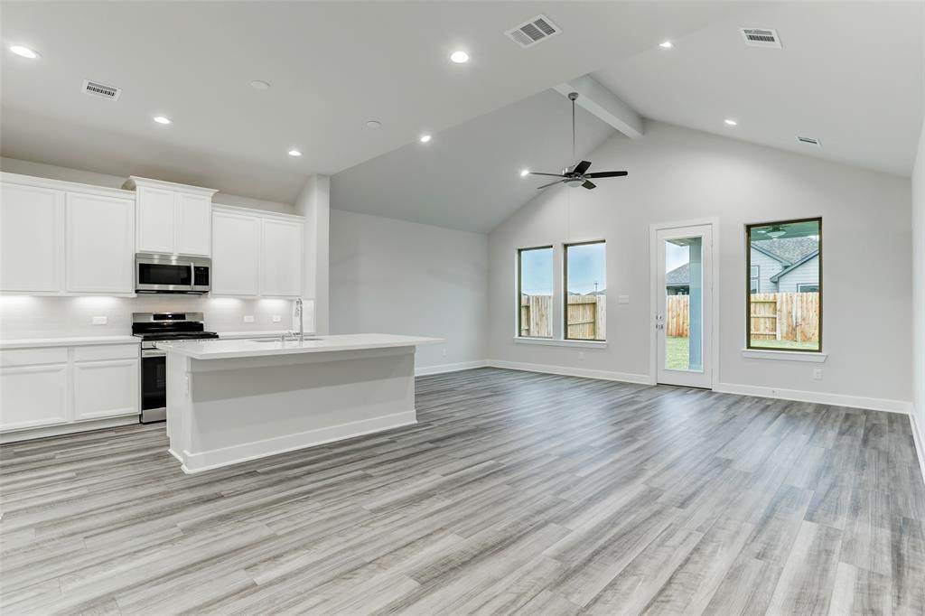 2624 Diamond Reef Ln - Photo 1