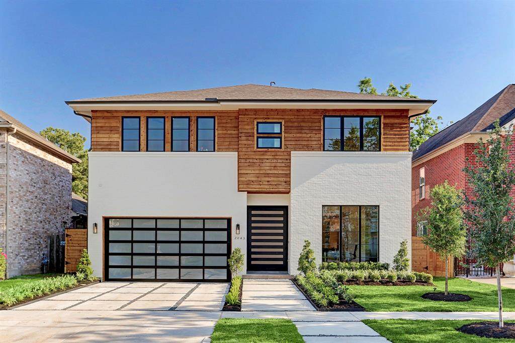 2043 Southgate Boulevard - Photo 1