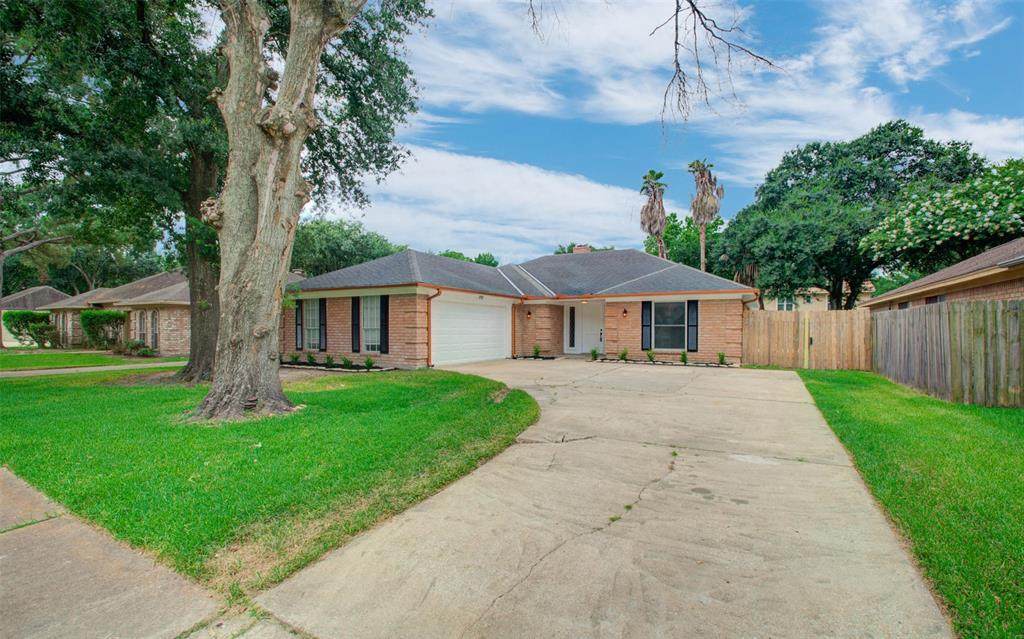 15219 Windy Cove Drive - Photo 1