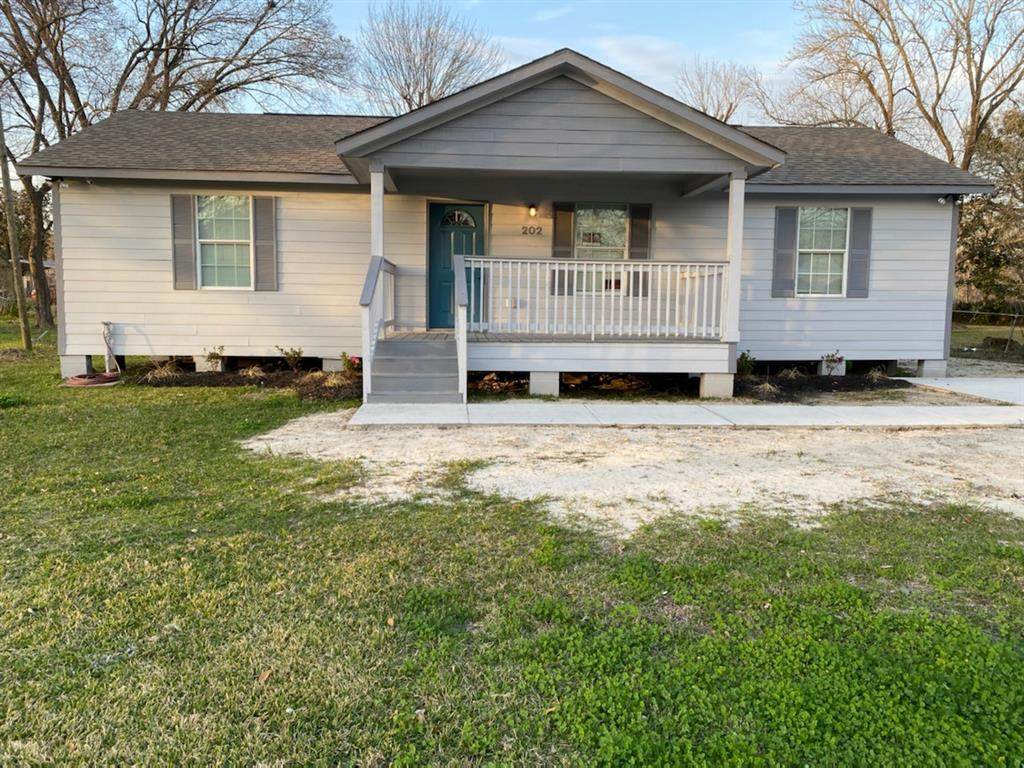 202 Nod Avenue - Photo 1