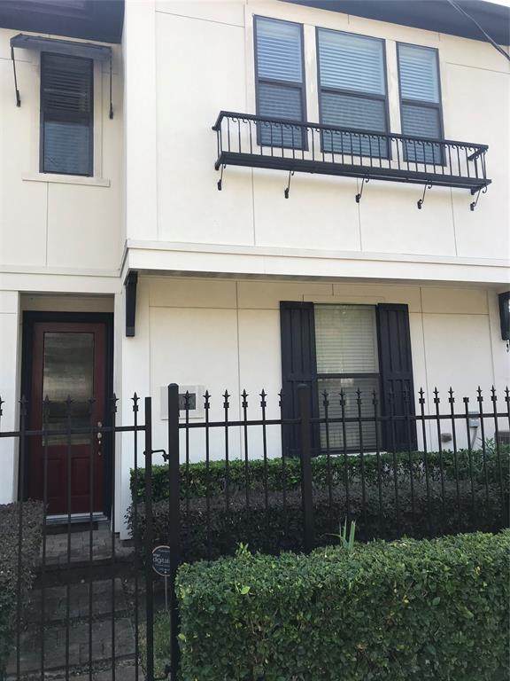 2305 Bastrop St - Photo 1