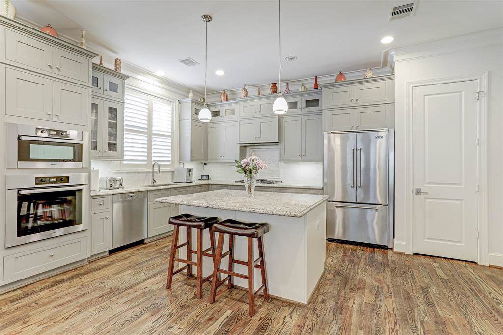 2015 Mcclendon Street - Photo 1