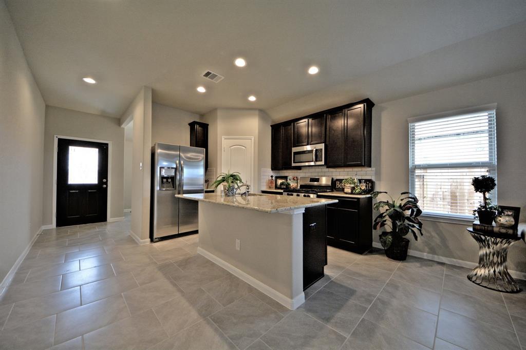 627 Abloom Court - Photo 1
