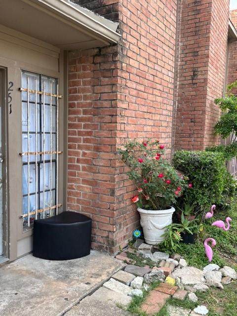 10501 South Drive - Photo 1