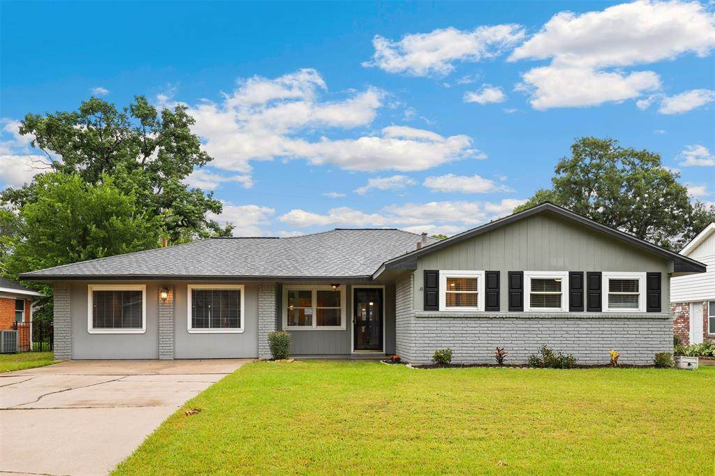 5018 Redstart Street - Photo 1