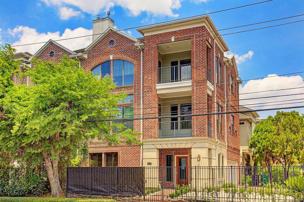 1217 Dunlavy Street - Photo 1