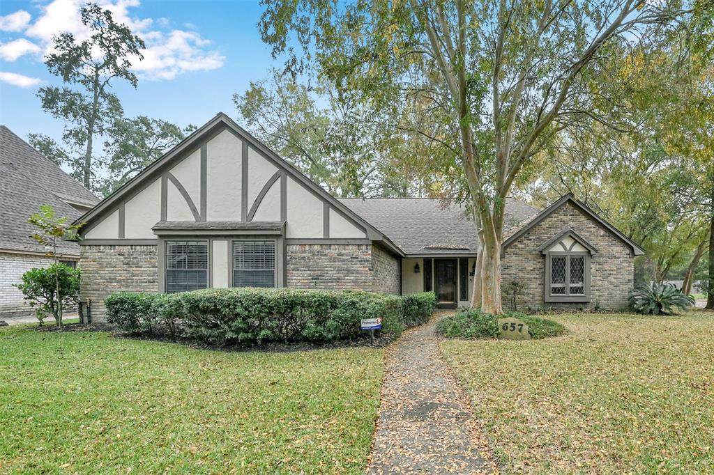 657 Rivershire Drive - Photo 1