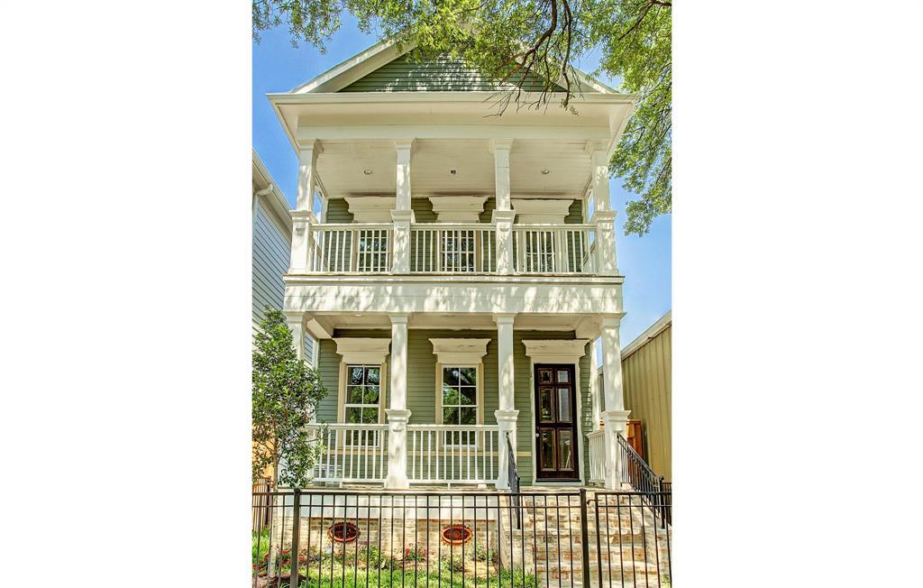 404 Arlington Street - Photo 1