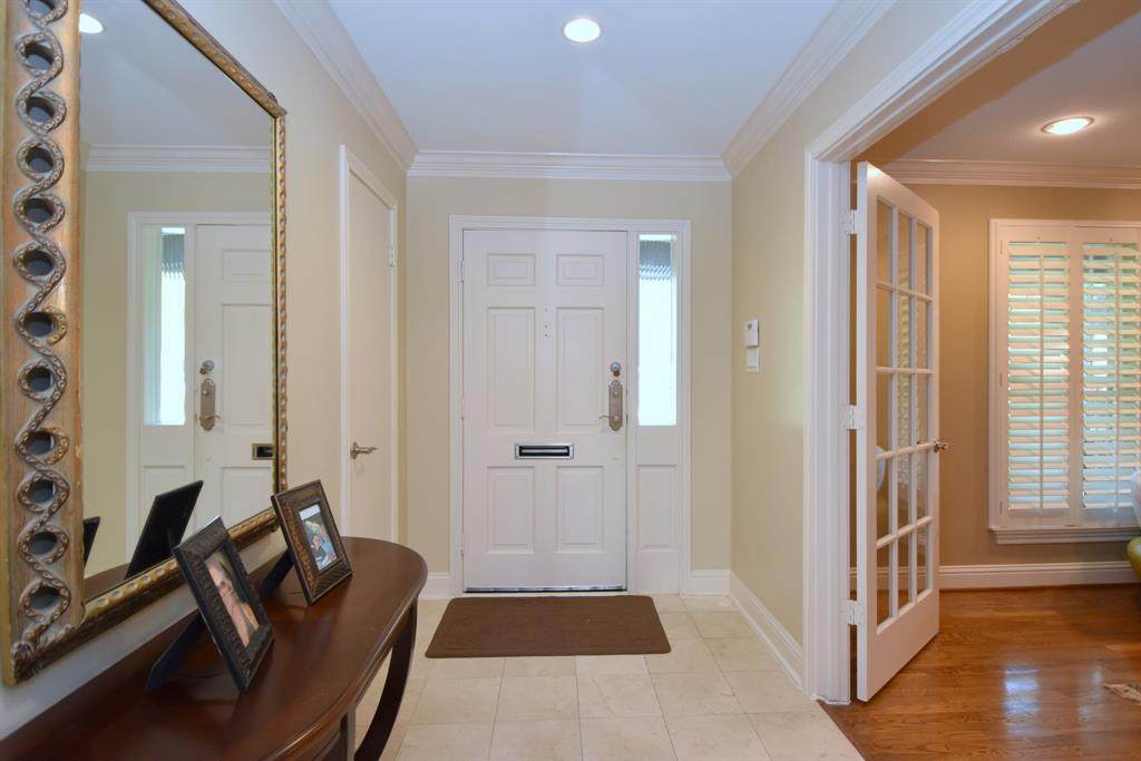 7506 Creekwood Drive - Photo 1