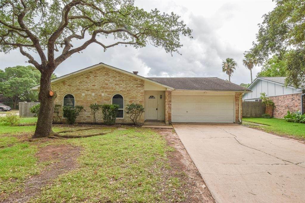 4631 Lochshin Drive - Photo 1