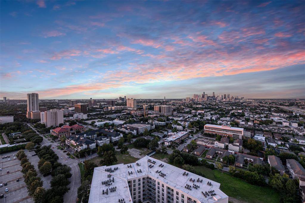 1701 Hermann Drive Drive - Photo 1