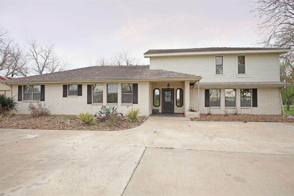 22551 County Road 46 - Photo 1
