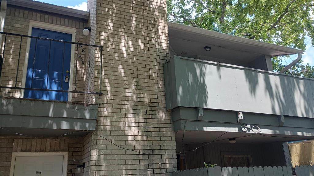 9797 Leawood Boulevard - Photo 1