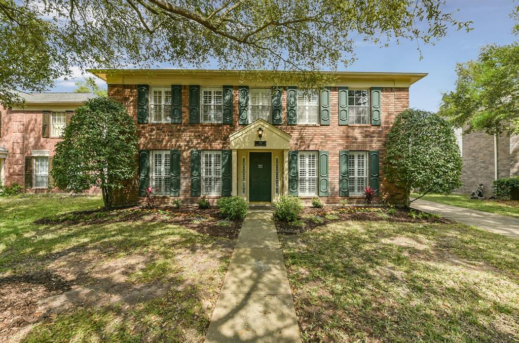 819 Sierra Lake Drive - Photo 1