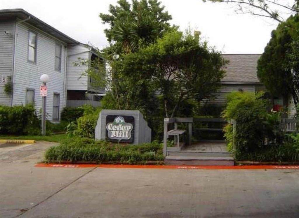 7200 Clarewood Drive - Photo 1