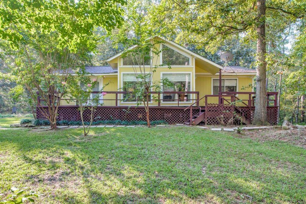 161 Parkview Drive - Photo 1