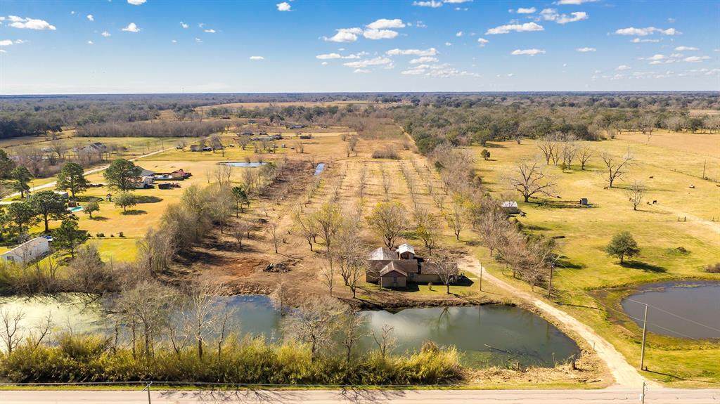 10150 Fm 524 Road - Photo 1