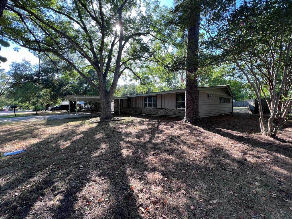 441 Holly Drive - Photo 1