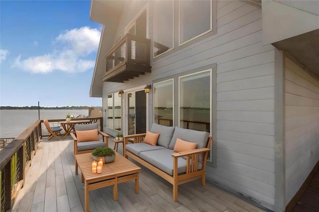 426 Apollo Drive - Photo 1