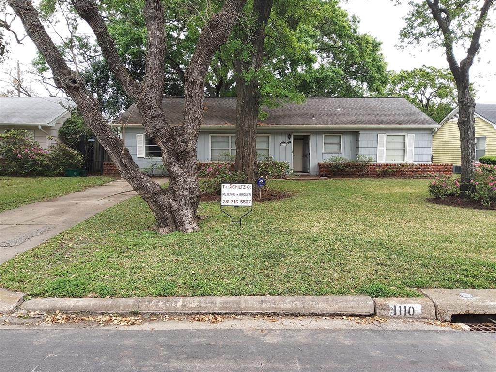 1110 Colonial Street - Photo 1