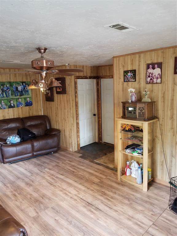 16931 Main Street - Photo 1