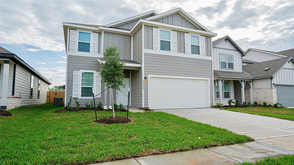 23510 Wrexham Street - Photo 1
