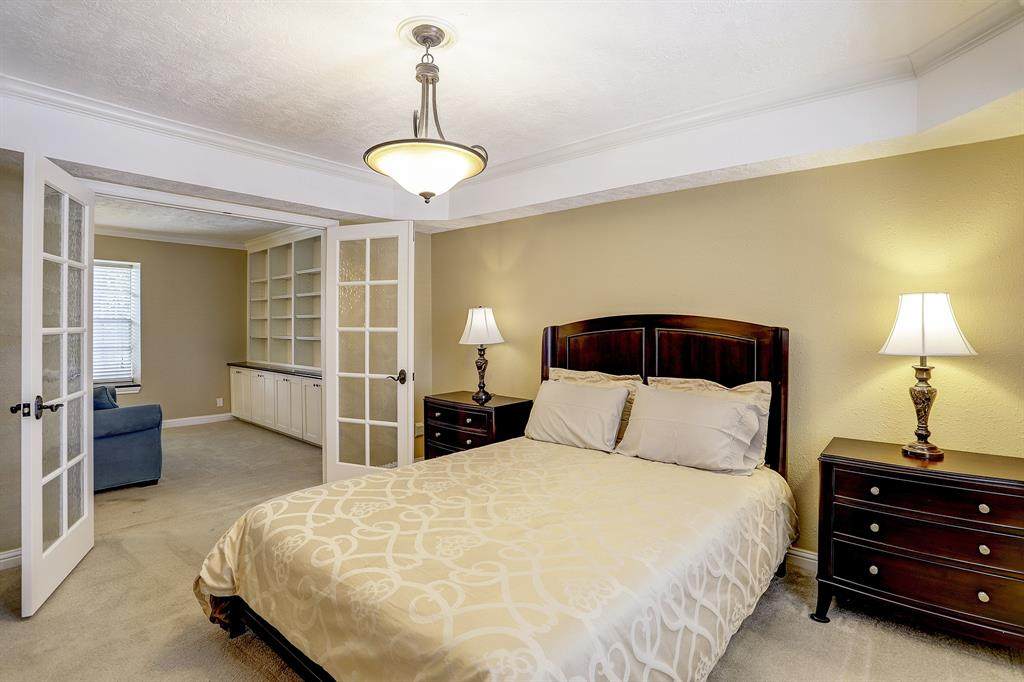9029 Gaylord - Photo 1