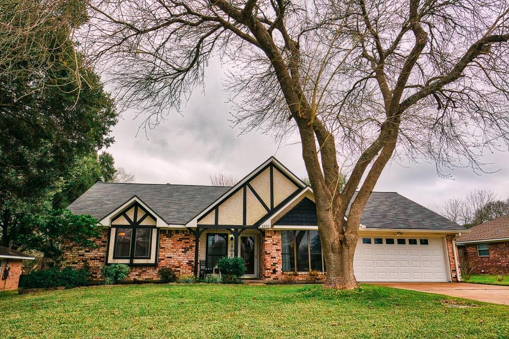 1402 Tracye Lee Drive - Photo 1