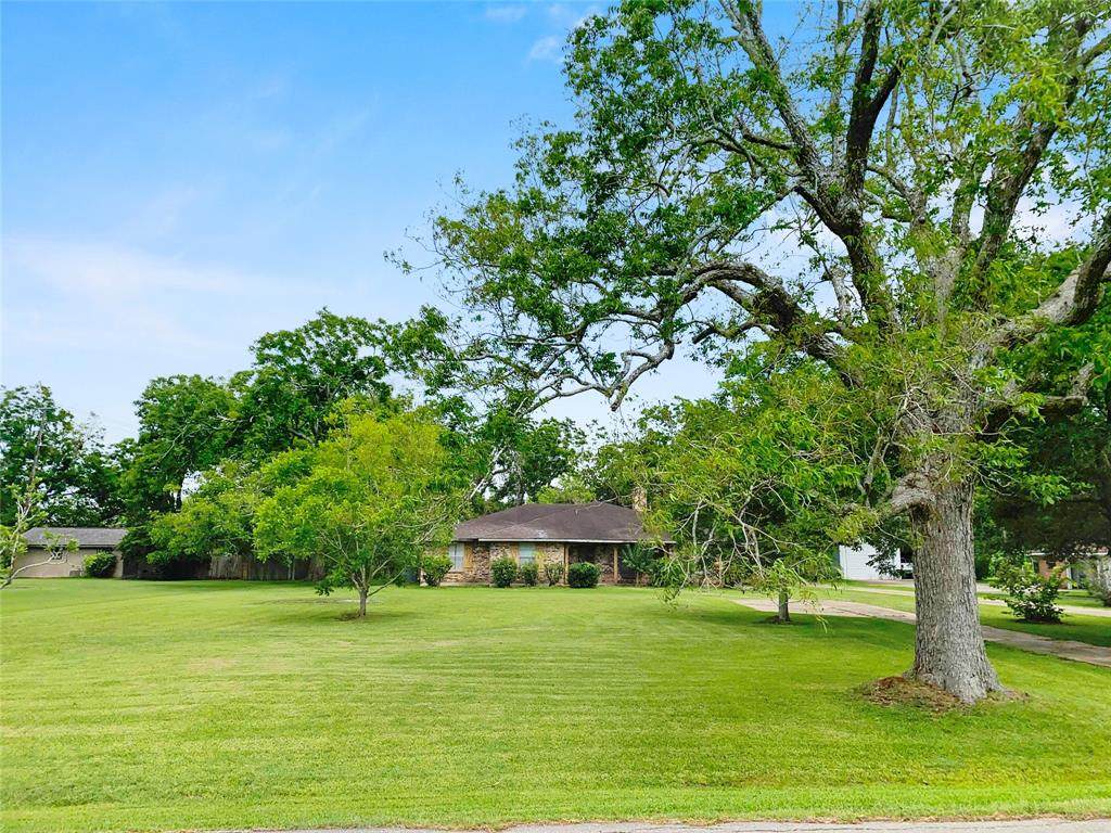 1632 Kyle Road - Photo 1