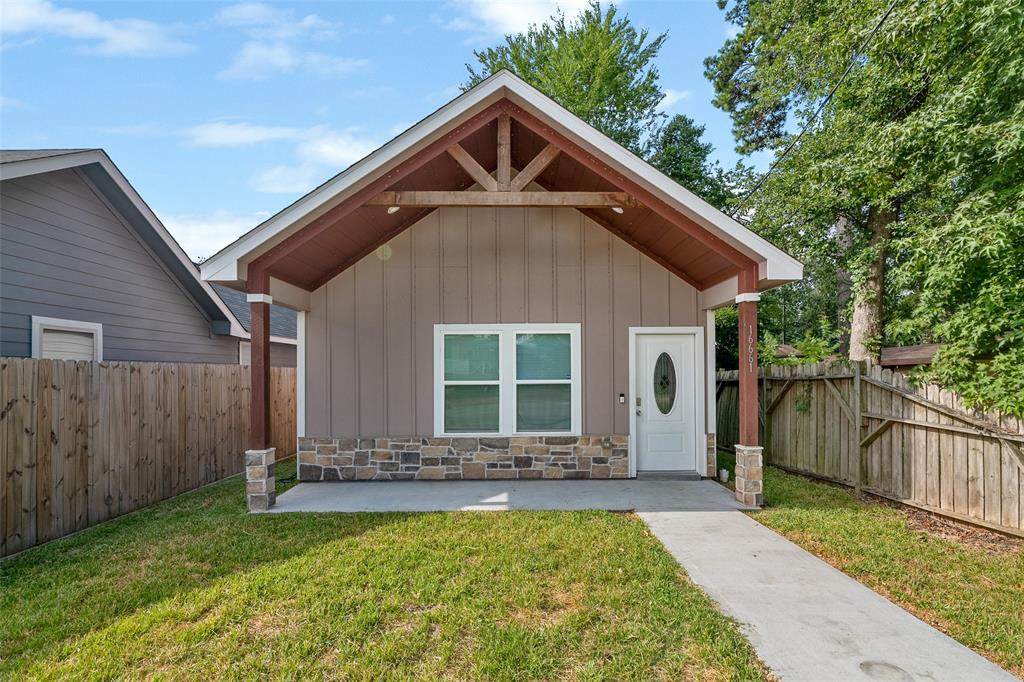 16661 Ivanhoe - Photo 1