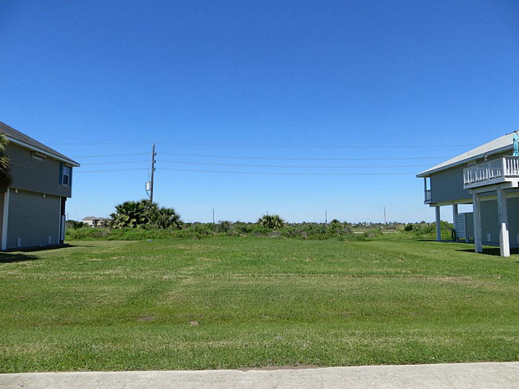 13930 Pirates Beach Boulevard - Photo 1
