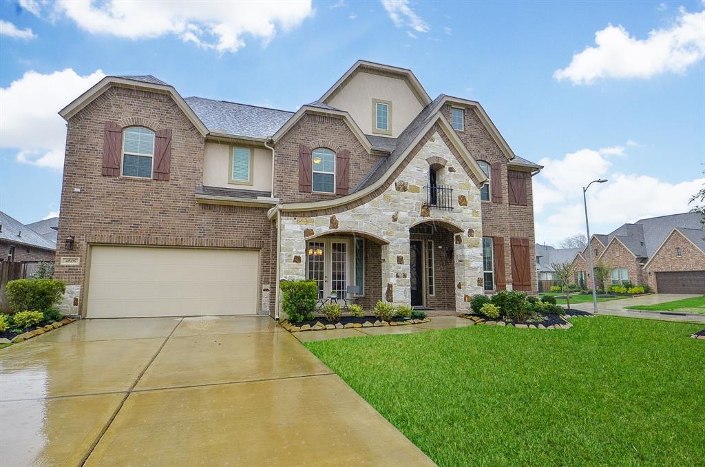 4806 Legend Creek Drive - Photo 1